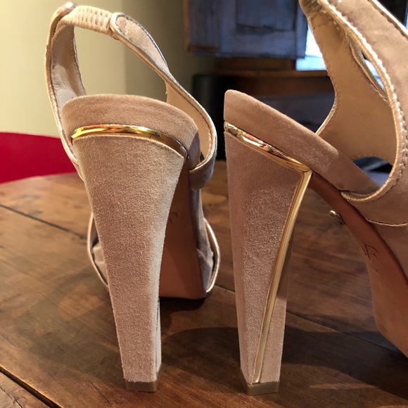 Diane Von Furstenberg Julia Crisscross Sandals - Picture 6 of 8